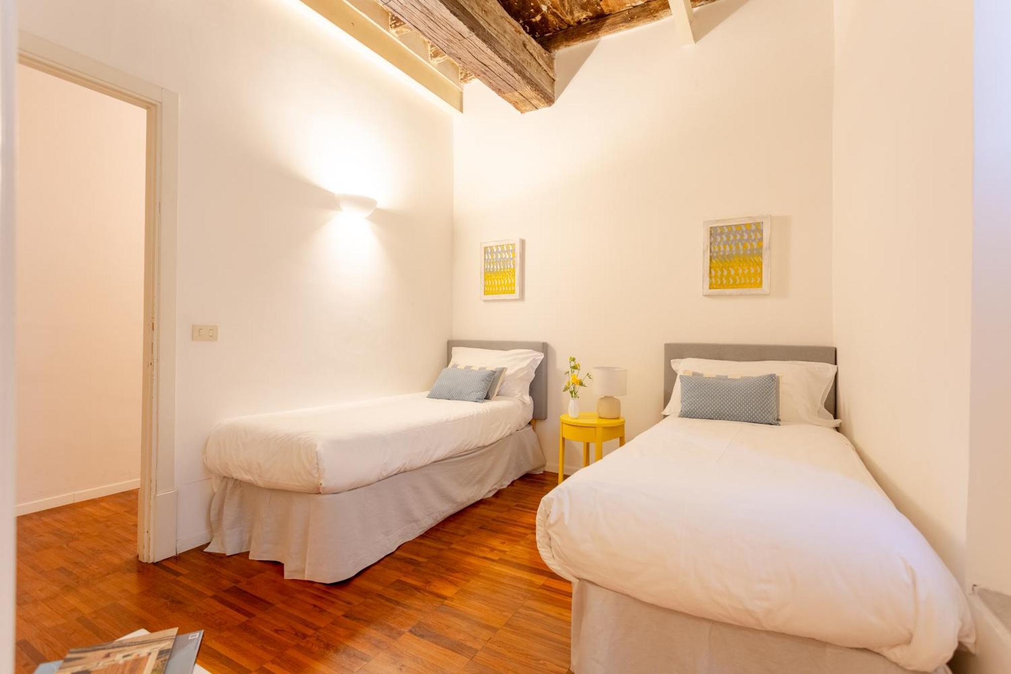 Casa Cristina In Piazza Farnese Apartman Róma Kültér fotó